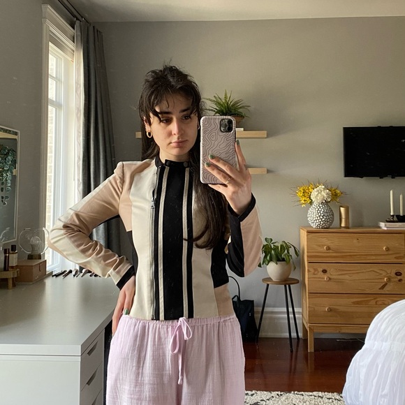 Bcbgmaxazria moto-style jacket, XS. Excellent condition - Picture 2 of 3